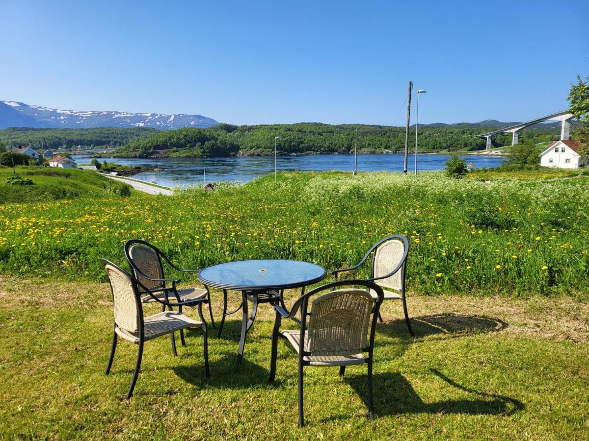Sokkelleilighet Rett Ved Saltstraumen Bodo Luaran gambar